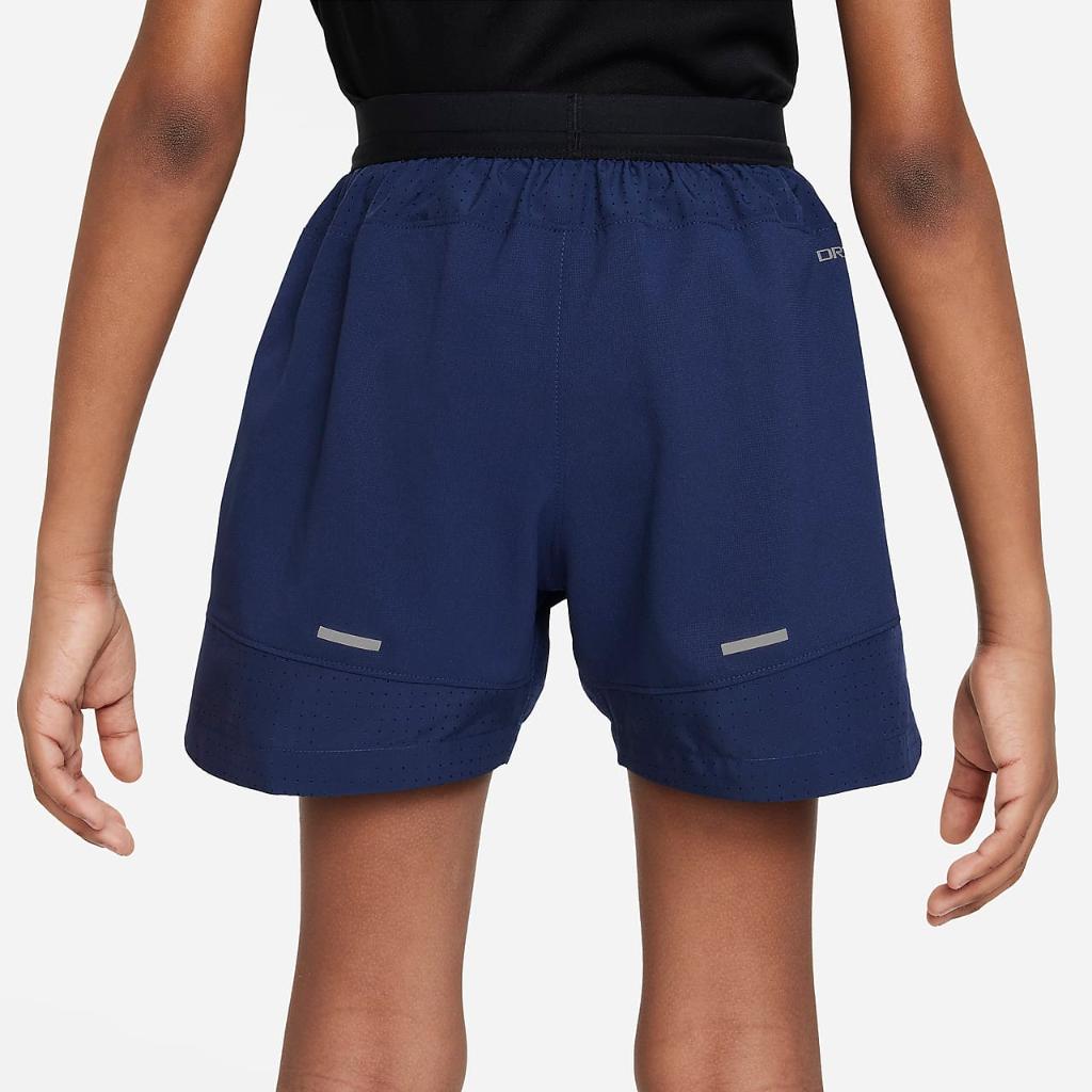 Nike Multi Tech EasyOn Big Kids&#039; (Boys&#039;) Dri-FIT Training Shorts FB1294-410