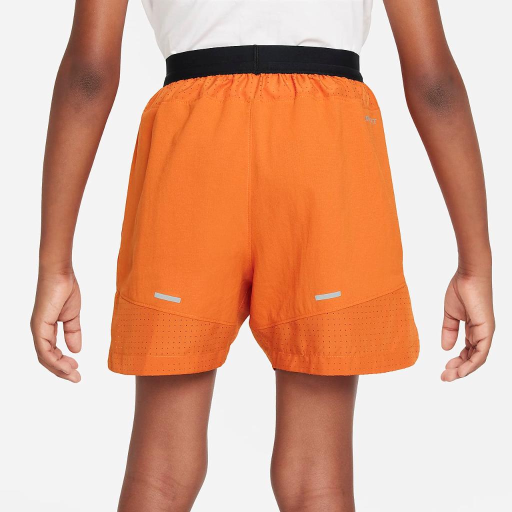 Nike Multi Tech EasyOn Big Kids&#039; (Boys&#039;) Dri-FIT Training Shorts FB1294-893