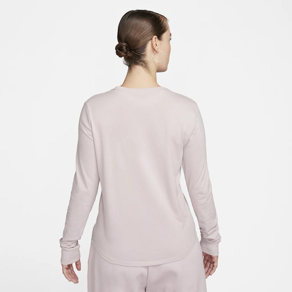 Nike Sportswear Premium Essentials Women&#039;s Long-Sleeve T-Shirt FB2603-019