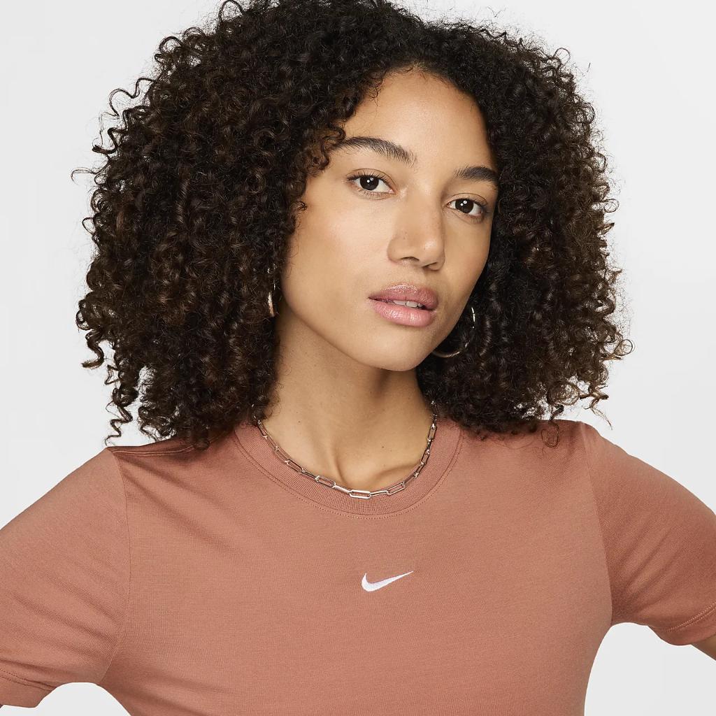 Nike Sportswear Essential Women&#039;s Slim Cropped T-Shirt FB2873-212