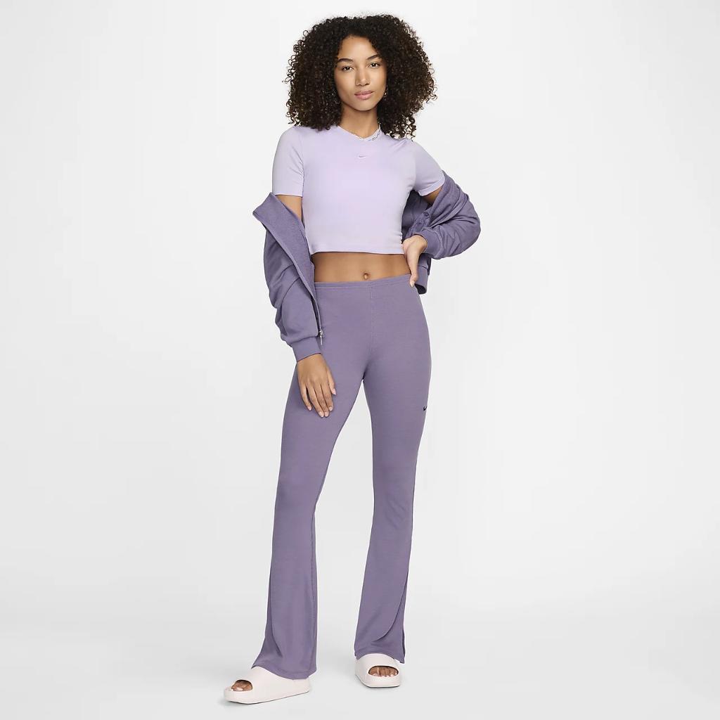 Nike Sportswear Essential Women&#039;s Slim Cropped T-Shirt FB2873-511