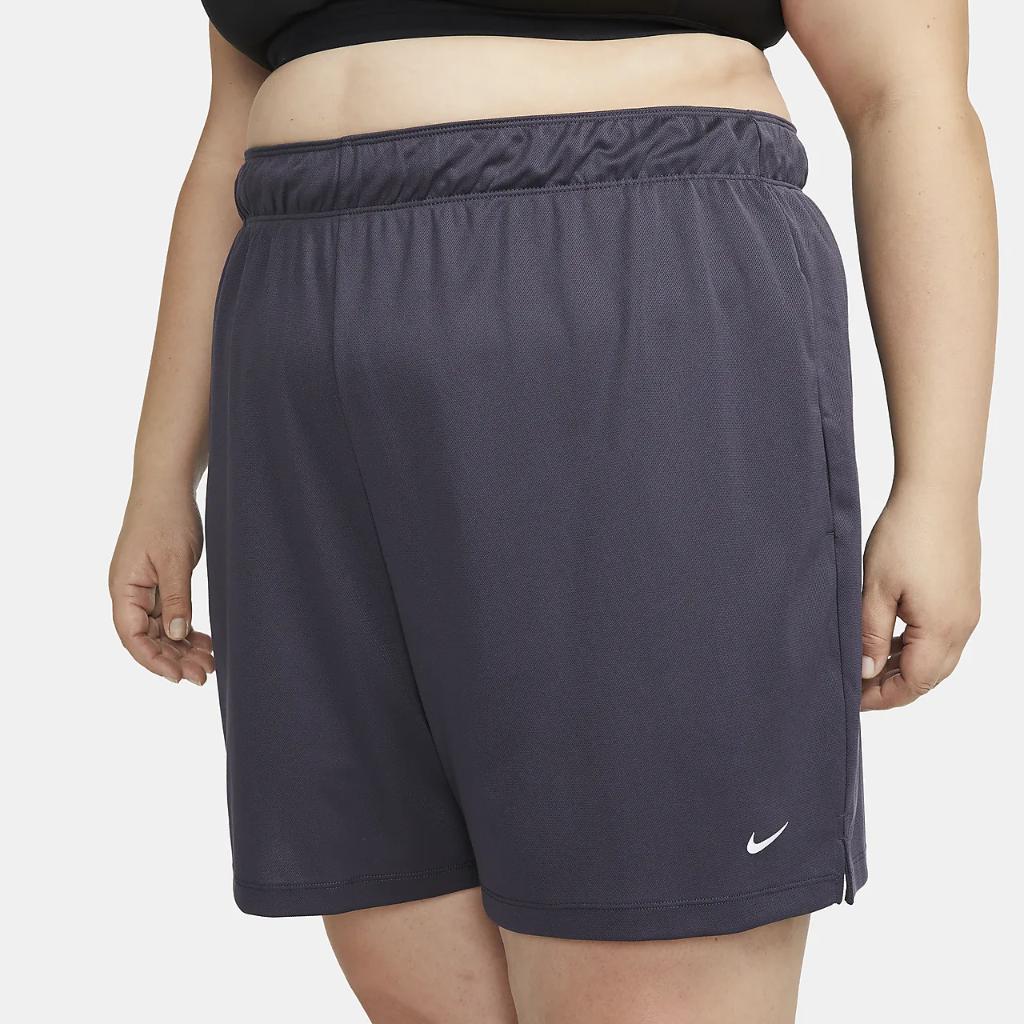 Nike Dri-FIT Attack Women&#039;s Mid-Rise 5&quot; Unlined Shorts (Plus Size) FB3165-015
