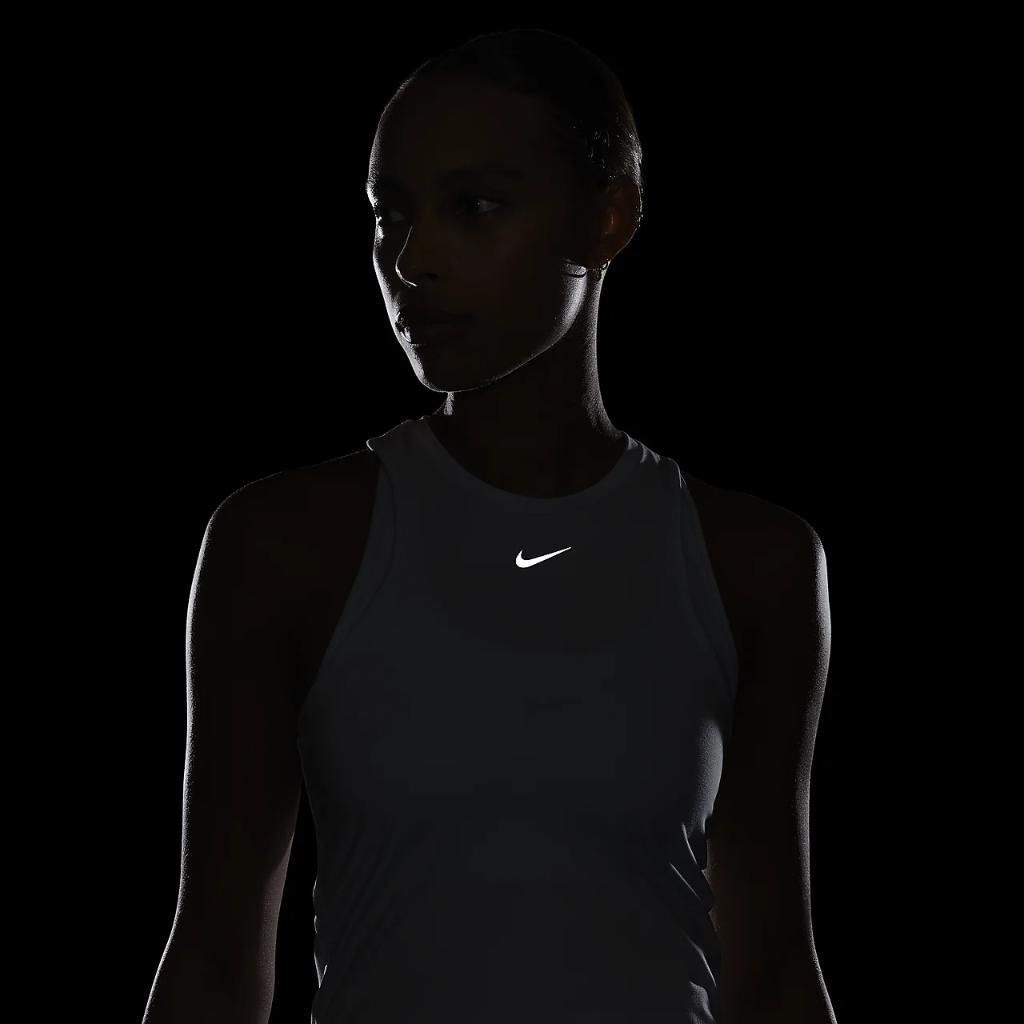 Nike Dri-FIT One Luxe Women&#039;s Cropped Tank Top FB5270-423