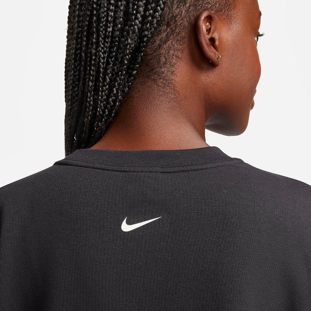 Nike Dri-FIT One Women&#039;s Crew-Neck Graphic Sweatshirt FB5647-010