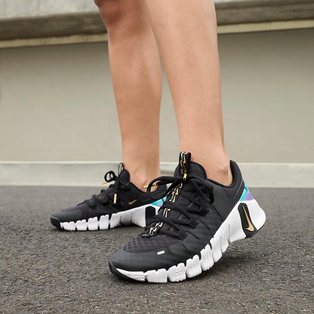 Nike Free Metcon 5 Premium Women&#039;s Workout Shoes FB7149-001