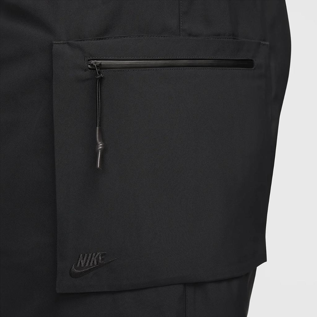 Nike Sportswear Tech Pack Men&#039;s Woven Utility Shorts FB7528-010