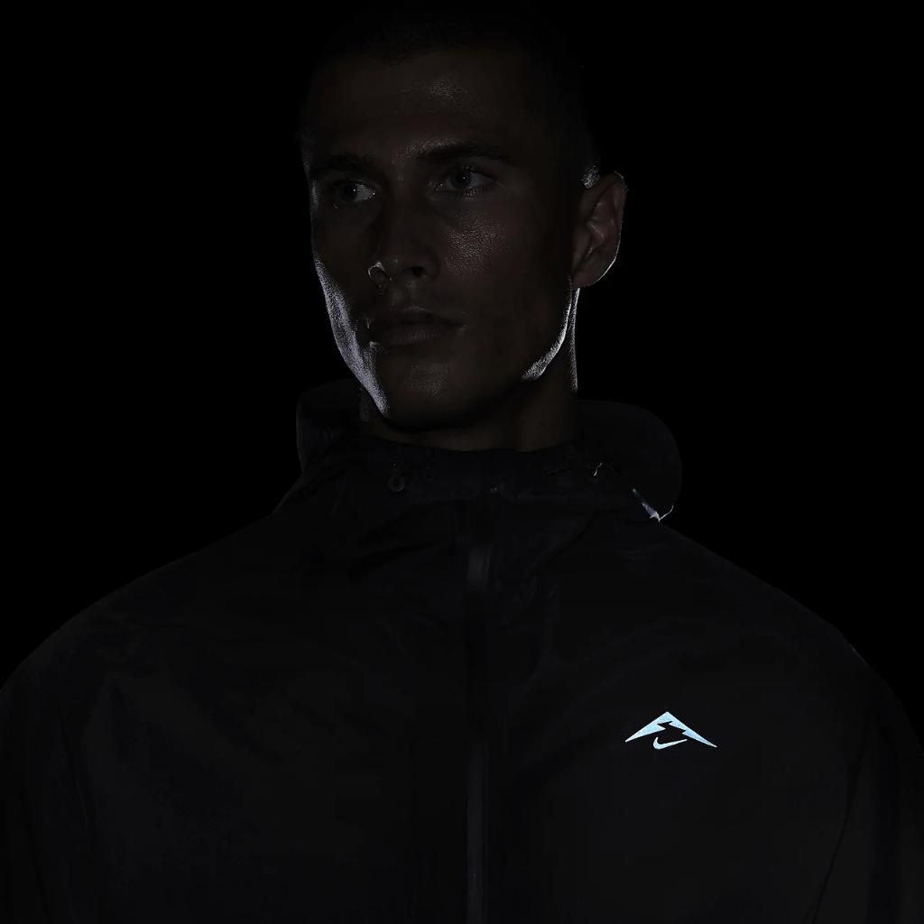 Nike Trail &quot;Cosmic Peaks&quot; GORE-TEX INFINIUM Men&#039;s Running Jacket FB7532-010