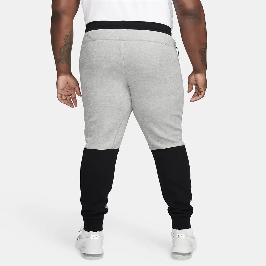 Nike Sportswear Tech Fleece Men&#039;s Slim Fit Joggers FB8002-064