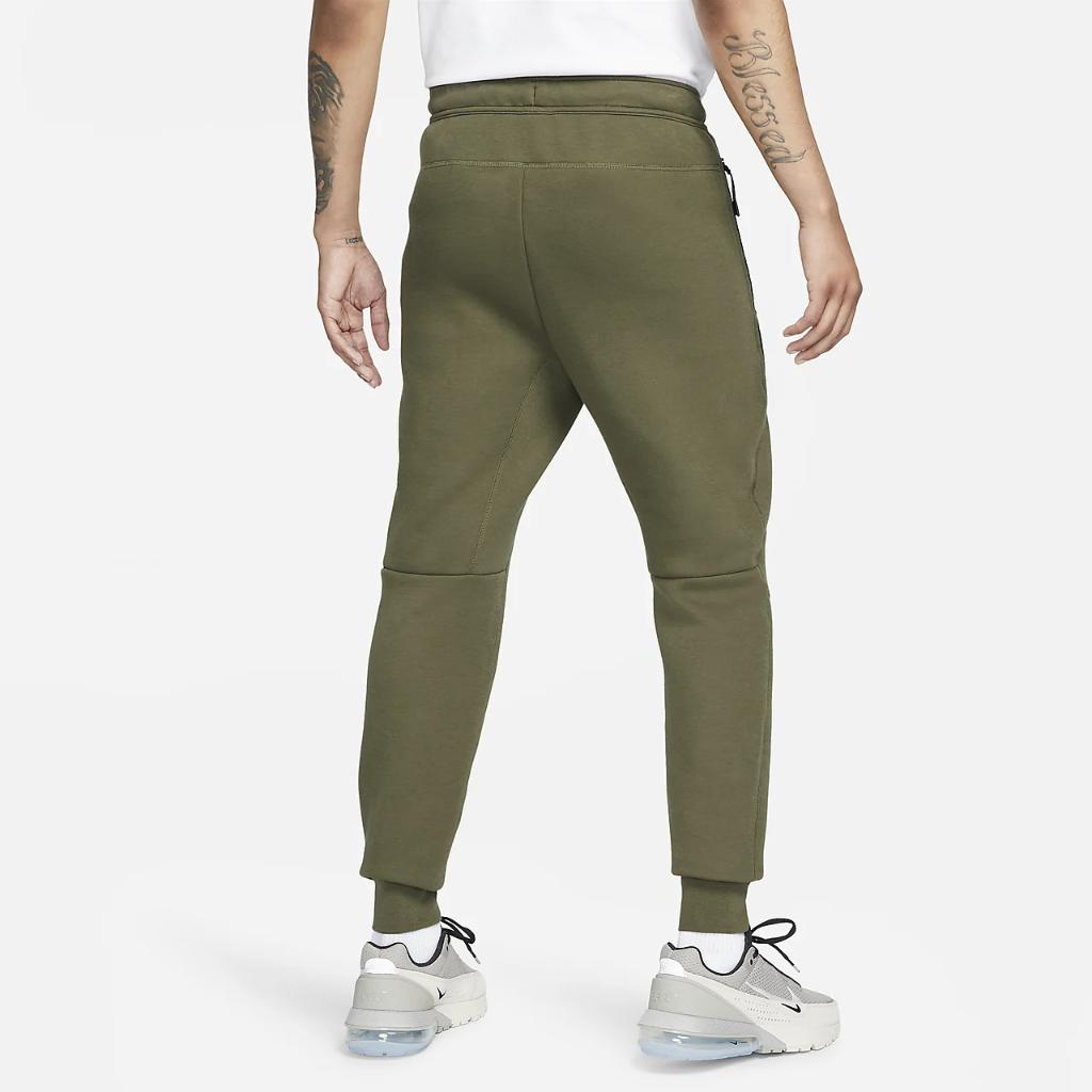 Nike Sportswear Tech Fleece Men&#039;s Slim Fit Joggers FB8002-222