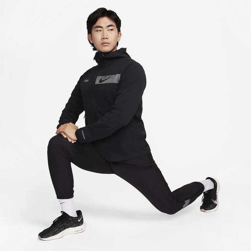 Nike Unlimited Men&#039;s Repel Hooded Versatile Jacket FB8558-010