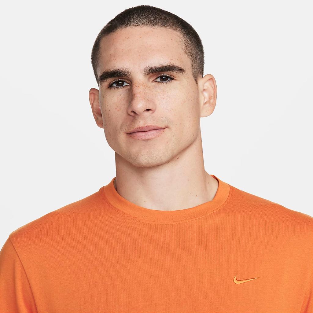 Nike Primary Men&#039;s Dri-FIT Long-Sleeve Versatile Top FB8585-893