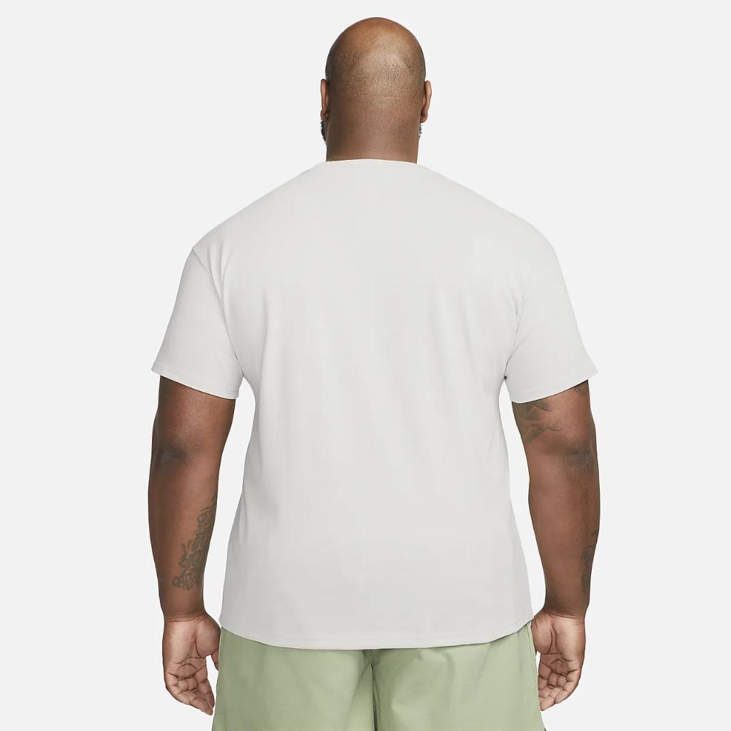 Nike Sportswear Men&#039;s T-Shirt FB9813-072
