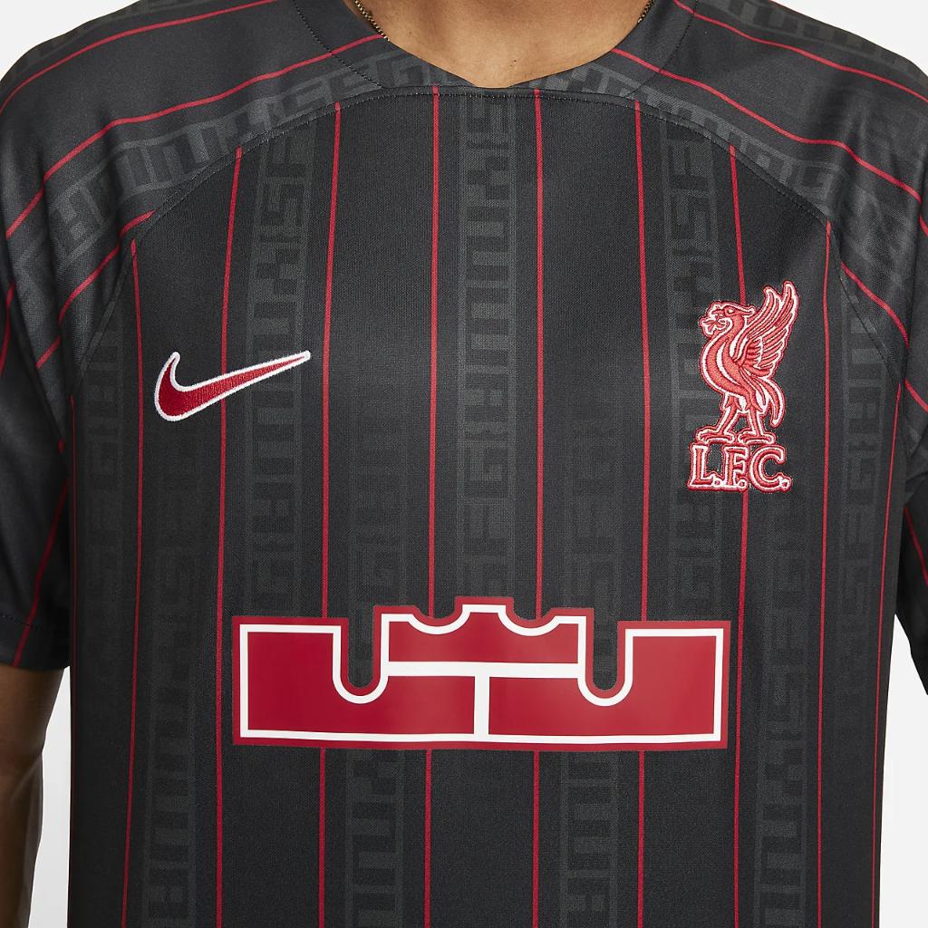 LeBron x Liverpool FC Men&#039;s Nike Dri-FIT Stadium Soccer Jersey FD0627-061