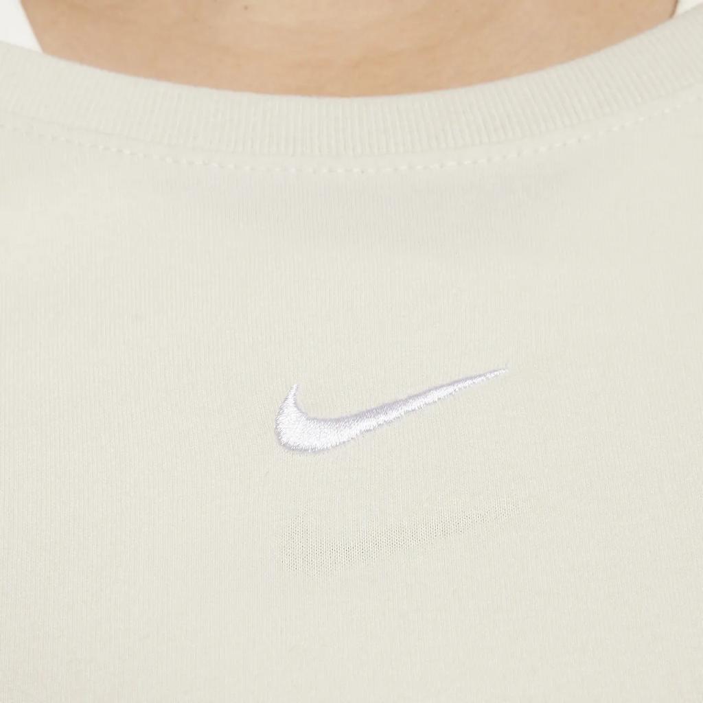 Nike Sportswear Women&#039;s Long-Sleeve T-Shirt (Plus Size) FD0642-104