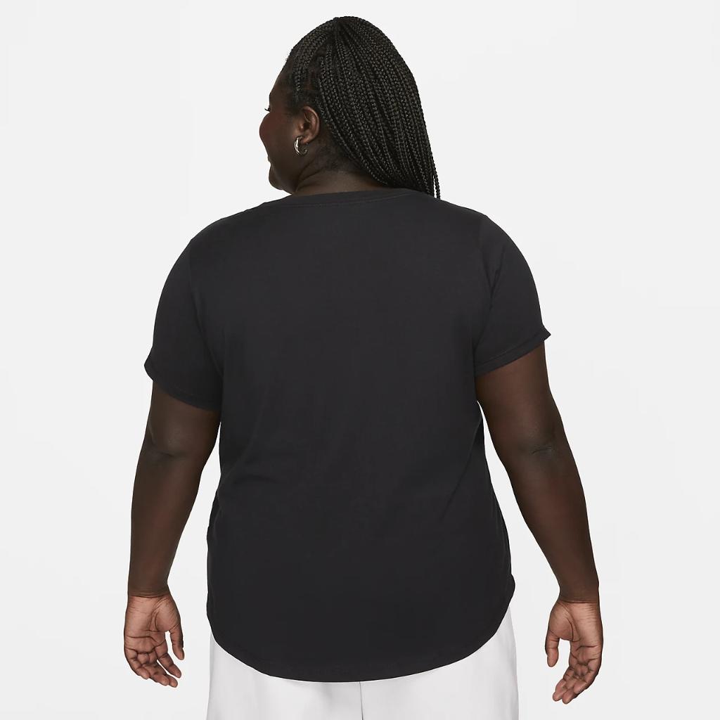 Nike Sportswear Essentials Women&#039;s Logo T-Shirt (Plus Size) FD0645-010