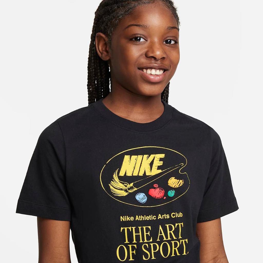 Nike Sportswear Big Kids&#039; T-Shirt FD0847-010