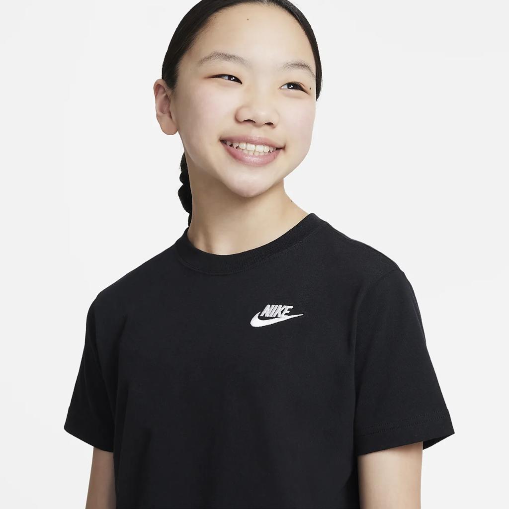 Nike Sportswear Big Kids&#039; (Girls&#039;) T-Shirt FD0927-010