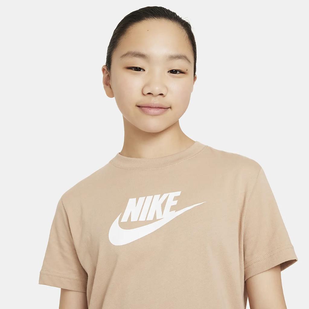 Nike Sportswear Big Kids&#039; (Girls&#039;) T-Shirt FD0928-200