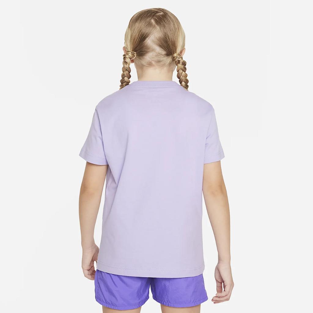 Nike Sportswear Big Kids&#039; (Girls&#039;) T-Shirt FD0928-515