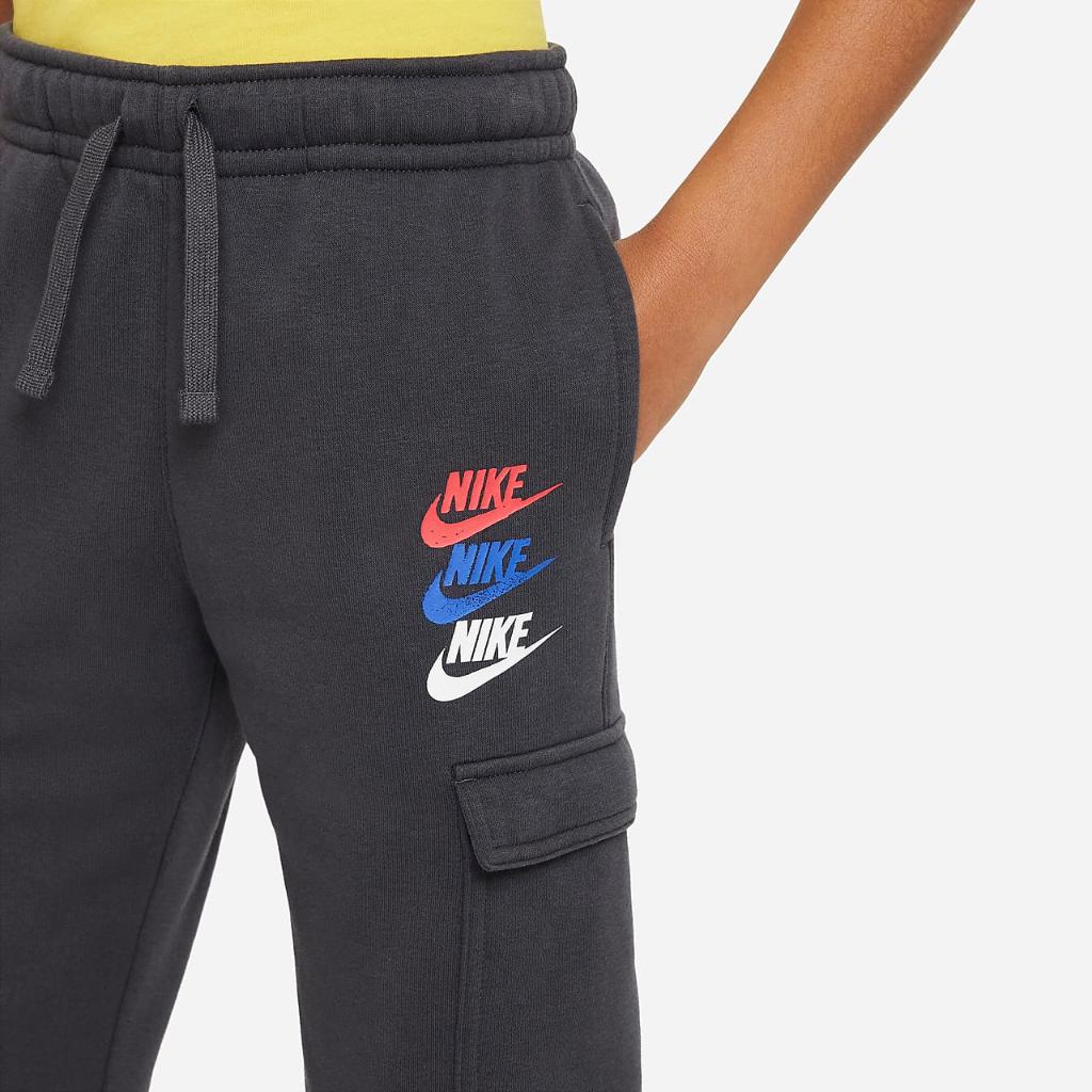 Nike Sportswear Standard Issue Big Kids&#039; (Boys&#039;) Fleece Cargo Pants FD1200-070