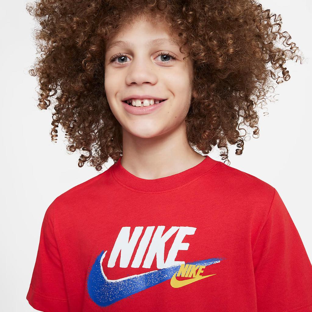 Nike Sportswear Standard Issue Big Kids&#039; (Boys&#039;) T-Shirt FD1201-657