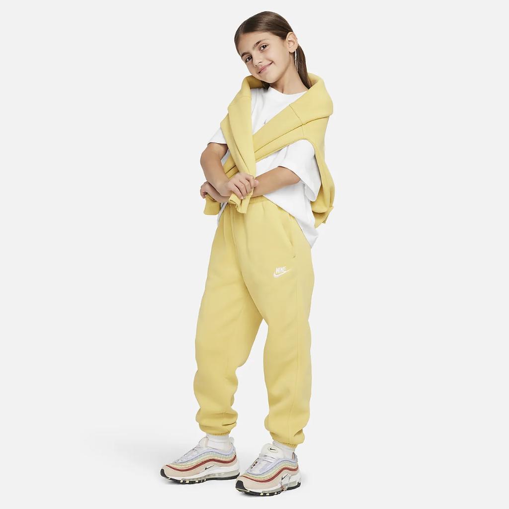 Nike Sportswear Club Fleece Big Kids&#039; (Girls&#039;) Loose Pants FD2933-700