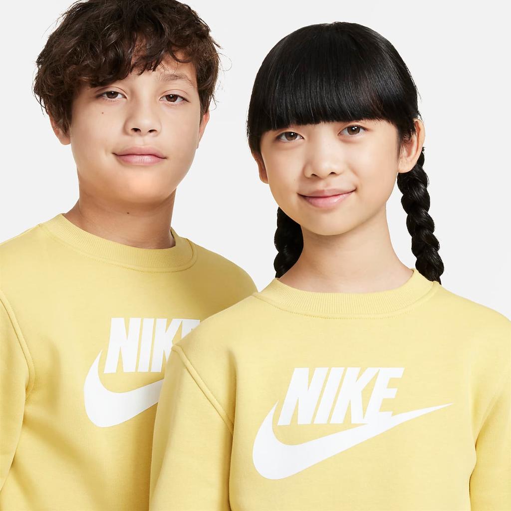 Nike Sportswear Club Fleece Big Kids&#039; Sweatshirt FD2992-700