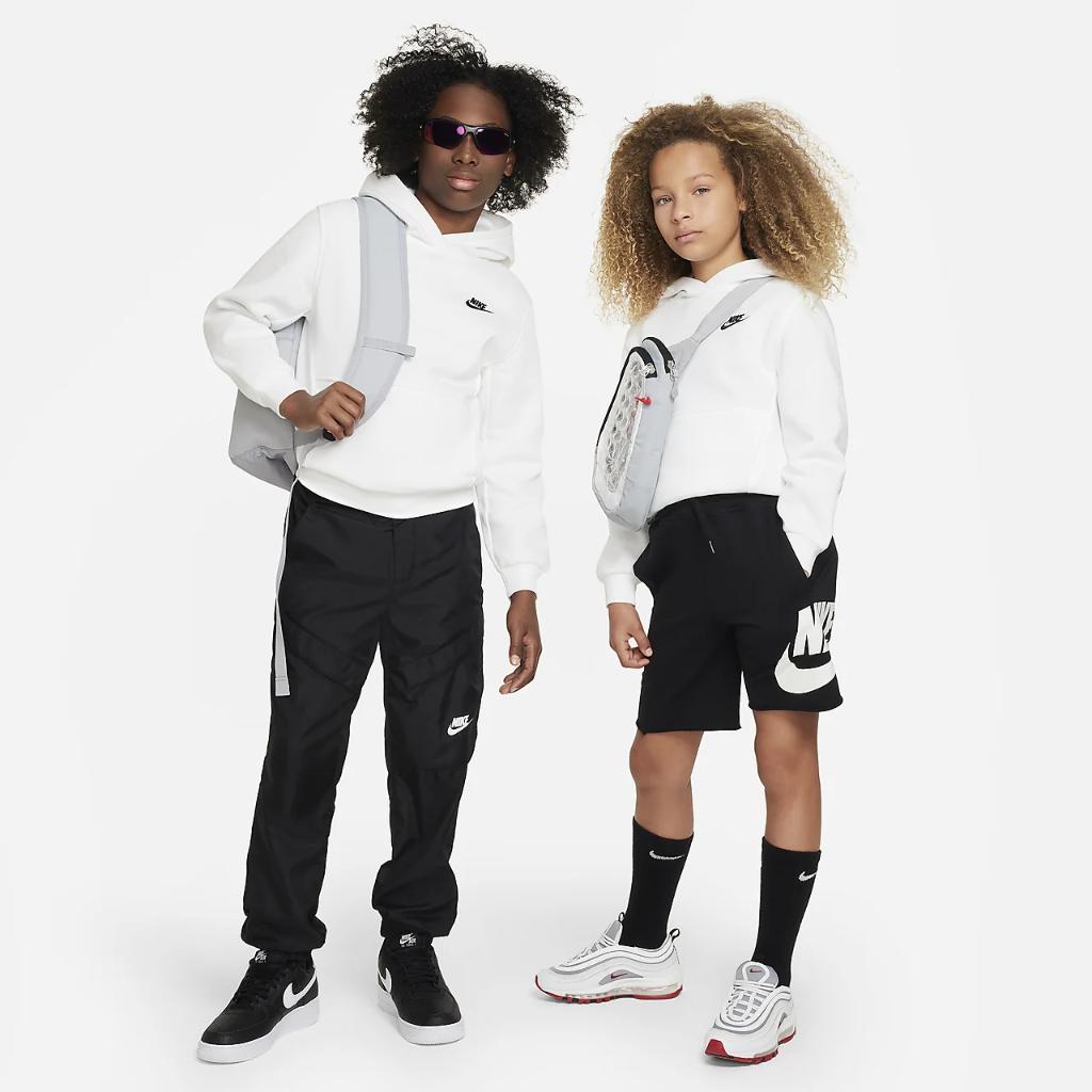 Nike Sportswear Club Fleece Big Kids&#039; Pullover Hoodie FD3000-100