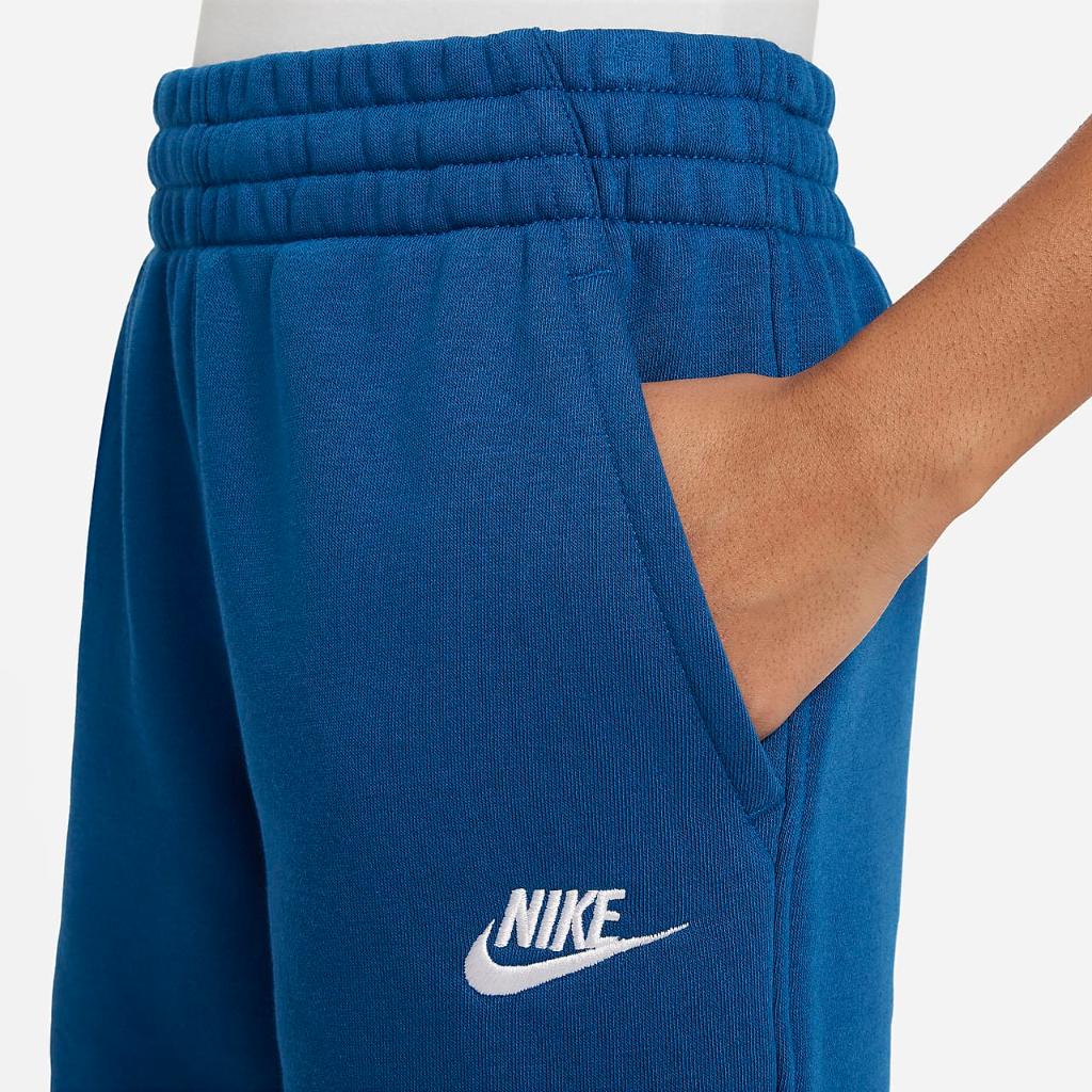 Nike Sportswear Club Fleece Big Kids&#039; French Terry Shorts FD3015-476
