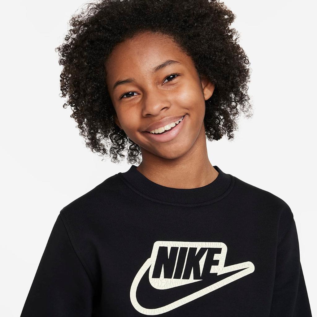 Nike Sportswear Club+ Big Kids&#039; Sweatshirt FD3182-010