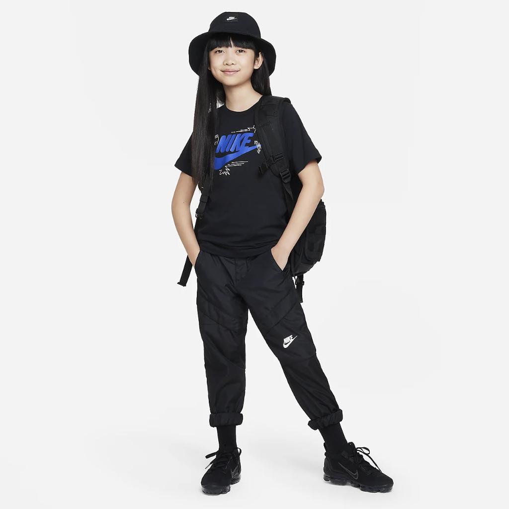 Nike Sportswear Big Kids&#039; T-Shirt FD3188-010