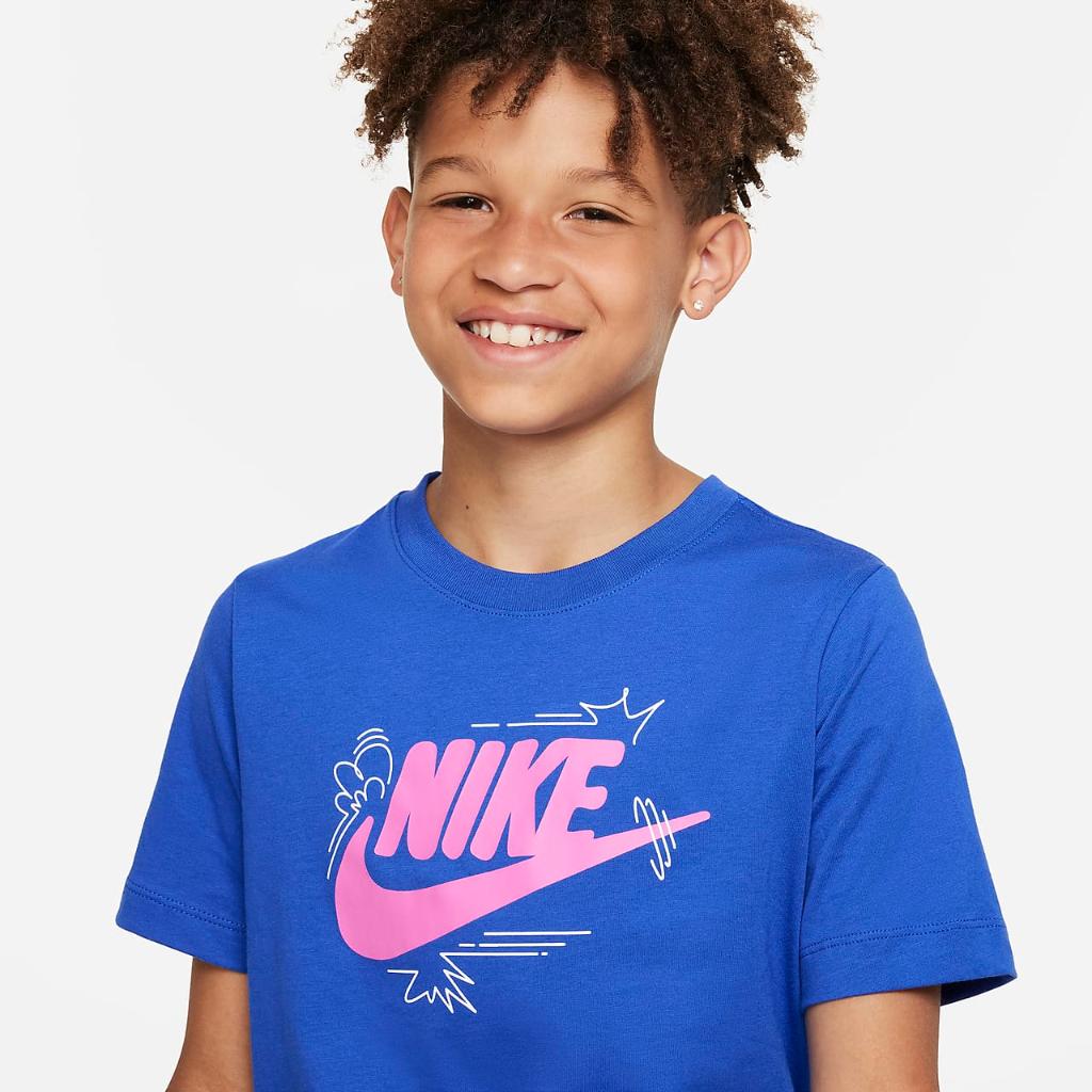 Nike Sportswear Big Kids&#039; T-Shirt FD3188-480
