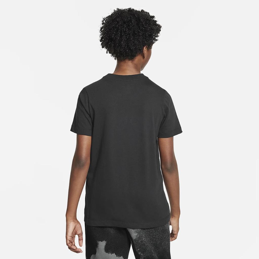 Nike Sportswear Big Kids&#039; T-Shirt FD3190-010