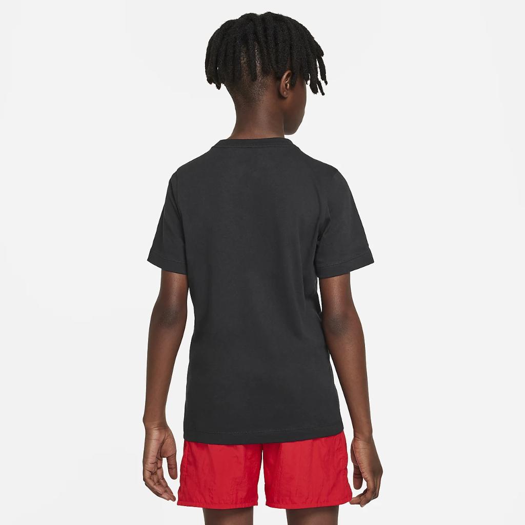 Nike Sportswear Big Kids&#039; T-Shirt FD3194-010