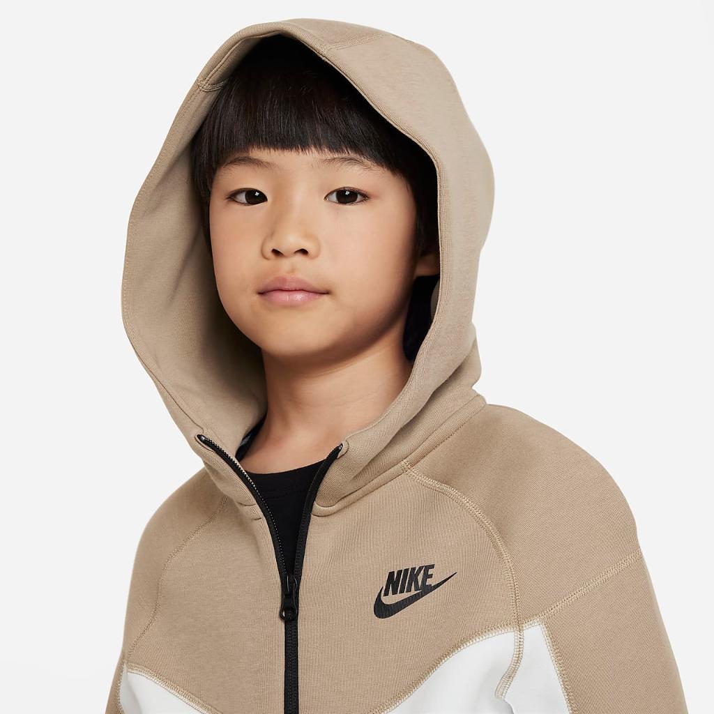 Nike Sportswear Tech Fleece Big Kids&#039; (Boys&#039;) Full-Zip Hoodie FD3285-121
