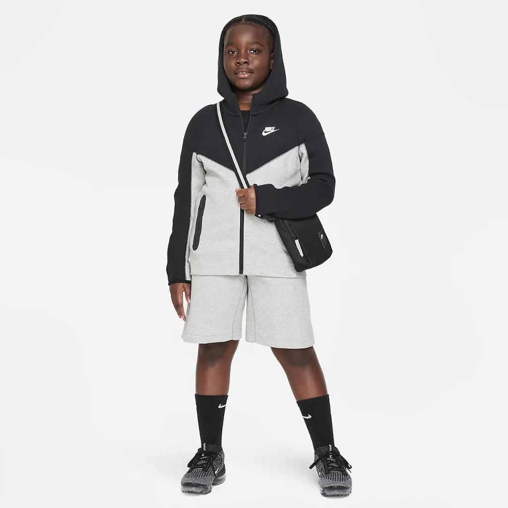 Nike Sportswear Tech Fleece Big Kids&#039; (Boys&#039;) Full-Zip Hoodie (Extended Size) FD3286-064