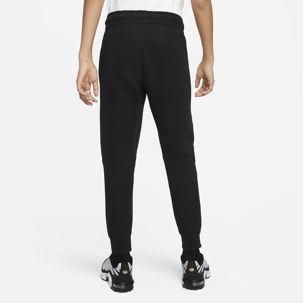 Nike Sportswear Tech Fleece Big Kids&#039; (Boys&#039;) Pants FD3287-010