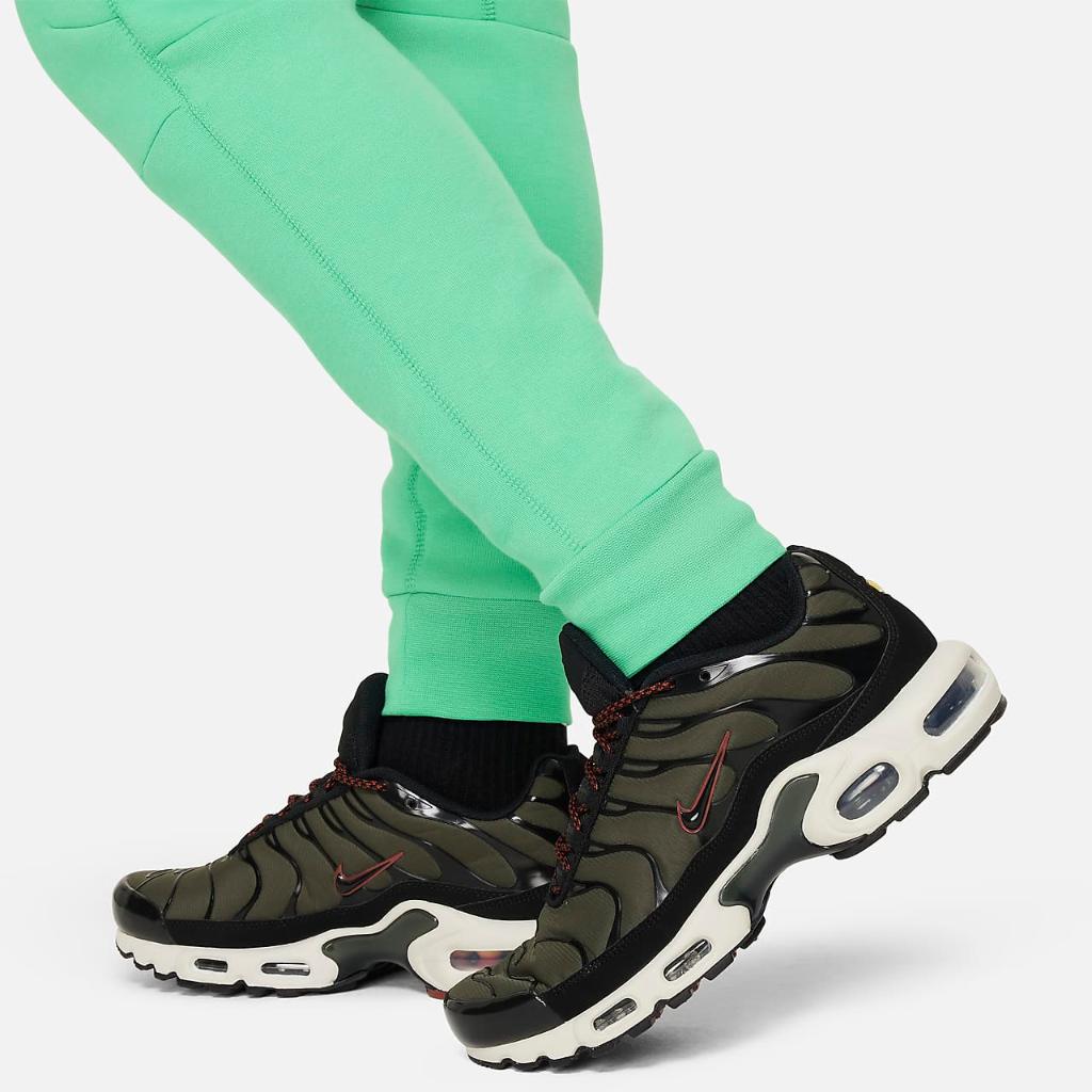 Nike Sportswear Tech Fleece Big Kids&#039; (Boys&#039;) Pants (Extended Size) FD3288-363