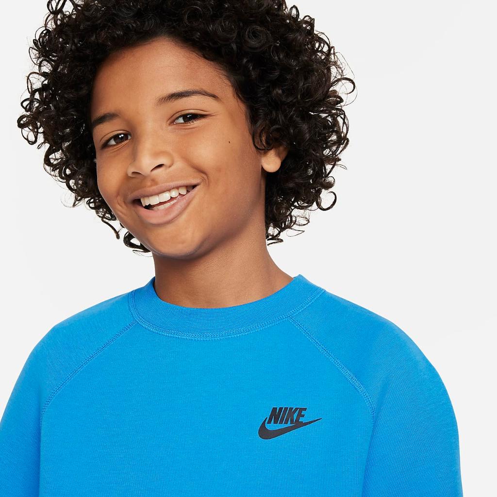 Nike Sportswear Tech Fleece Big Kids&#039; (Boys&#039;) Sweatshirt FD3293-435