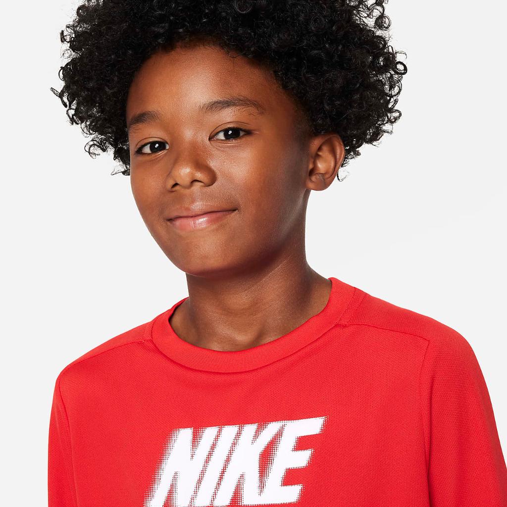 Nike Dri-FIT Multi+ Big Kids&#039; (Boys&#039;) Long-Sleeve Top FD3925-657