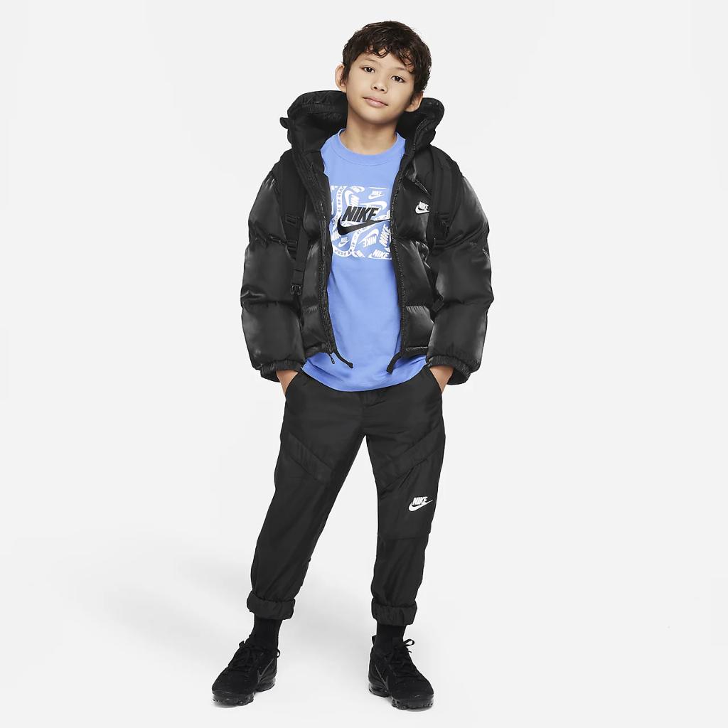 Nike Sportswear Big Kids&#039; T-Shirt FD3929-450
