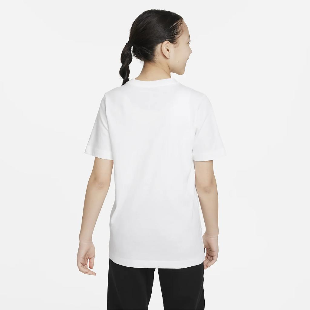 Nike Sportswear Big Kids&#039; T-Shirt FD3957-100