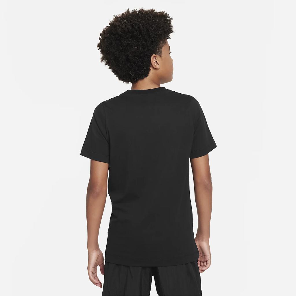 Nike Sportswear Big Kids&#039; T-Shirt FD3958-010
