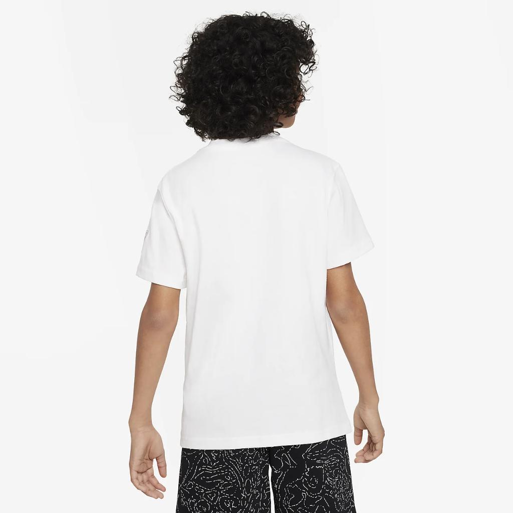 Nike Sportswear Big Kids&#039; T-Shirt FD3985-100