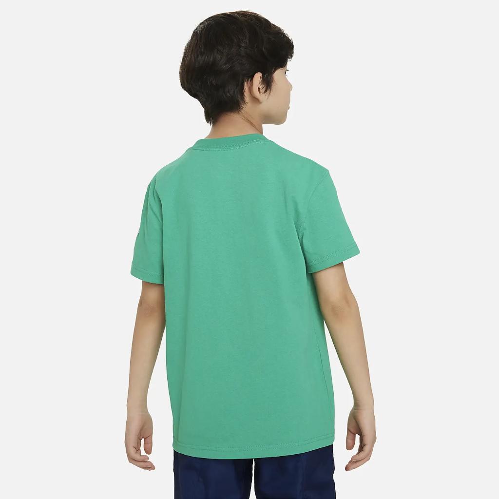 Nike Sportswear Big Kids&#039; T-Shirt FD3985-324