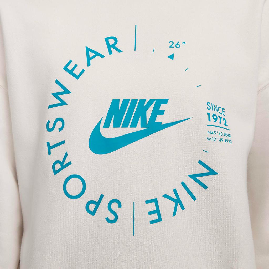 Nike Sportswear Women&#039;s Oversized Sports Utility Crew-Neck Sweatshirt FD4234-030