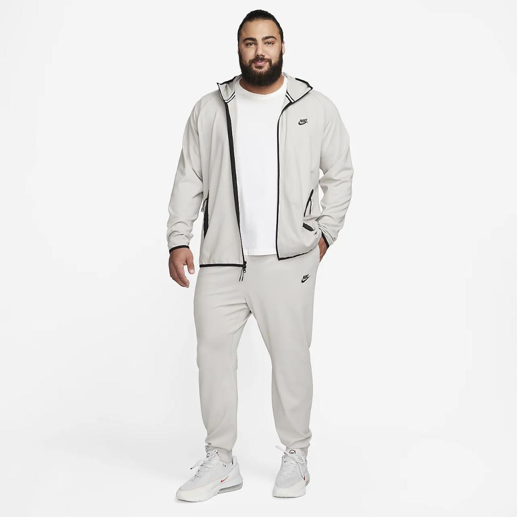 Nike Sportswear Tech Men&#039;s Knit Lightweight Joggers FD4503-012