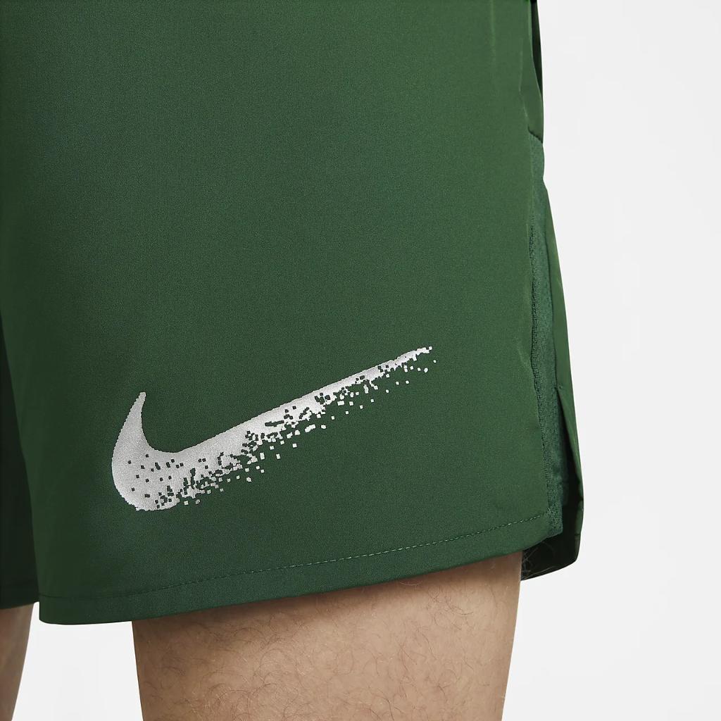 Nike Dri-FIT Challenger Men&#039;s 5&quot; Brief-Lined Shorts FJ1638-341
