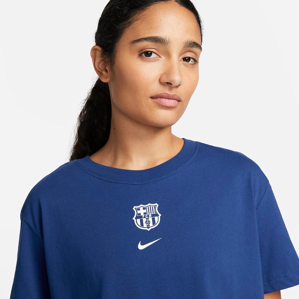 FC Barcelona Crest Women&#039;s Nike Soccer Cropped T-Shirt FJ1982-455