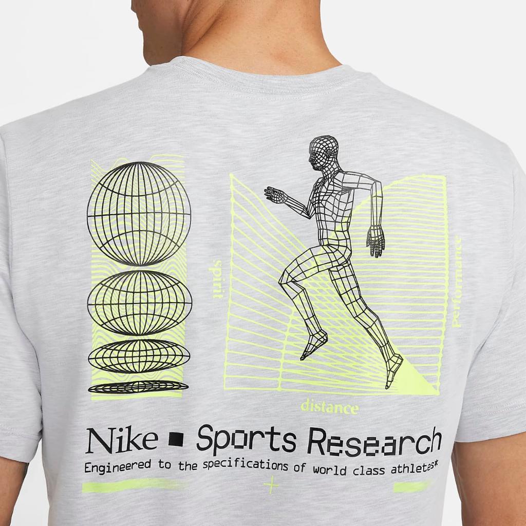 Nike Dri-FIT Men&#039;s Fitness T-Shirt FJ2454-100